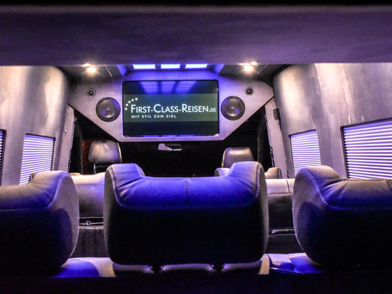 Vip Bus Innenausstattung   Vip Bus Chauffeur Reisen Mercedes Sprinter furnish comfortable Reisen LED lights Beleuchtung