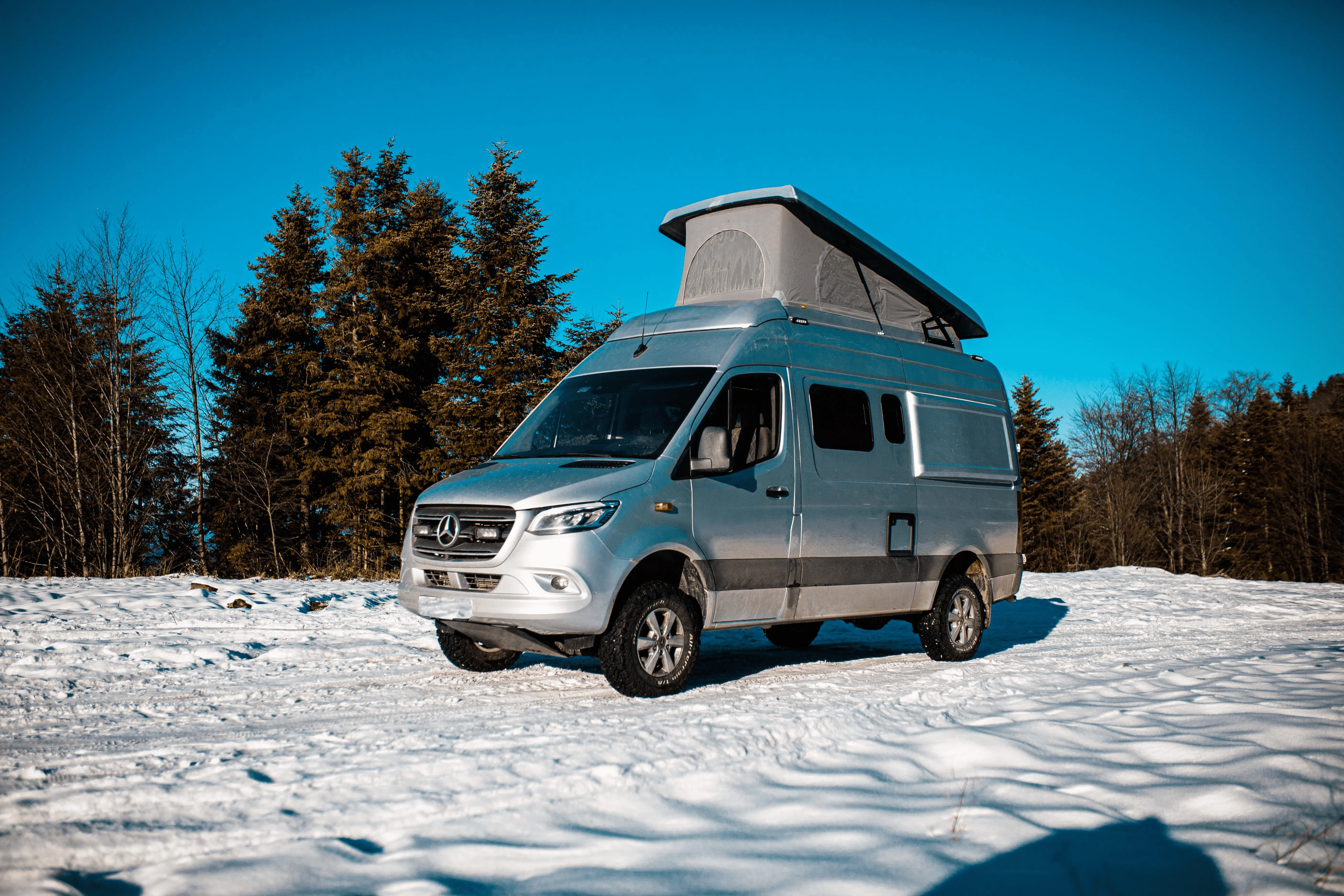 mercedes-sprinter-wohnmobil-aufstelldach-schlafdach-sca-dach-schnee-wald_optimized-1 mercedes-sprinter-wohnmobil-aufstelldach-schlafdach-sca-dach-schnee-wald_optimized-1 Sofort verfügbare Fahrzeuge mercedes sprinter wohnmobil aufstelldach schlafdach sca dach schnee wald optimized 1